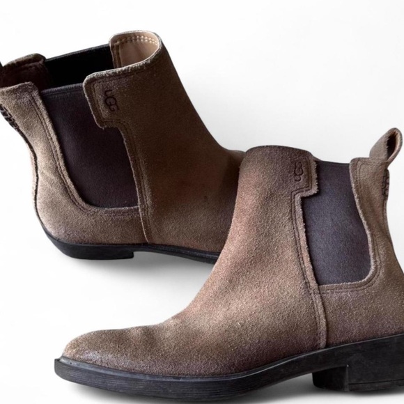 UGG Emmeth Suede Chelsea Boots - Picture 2 of 7